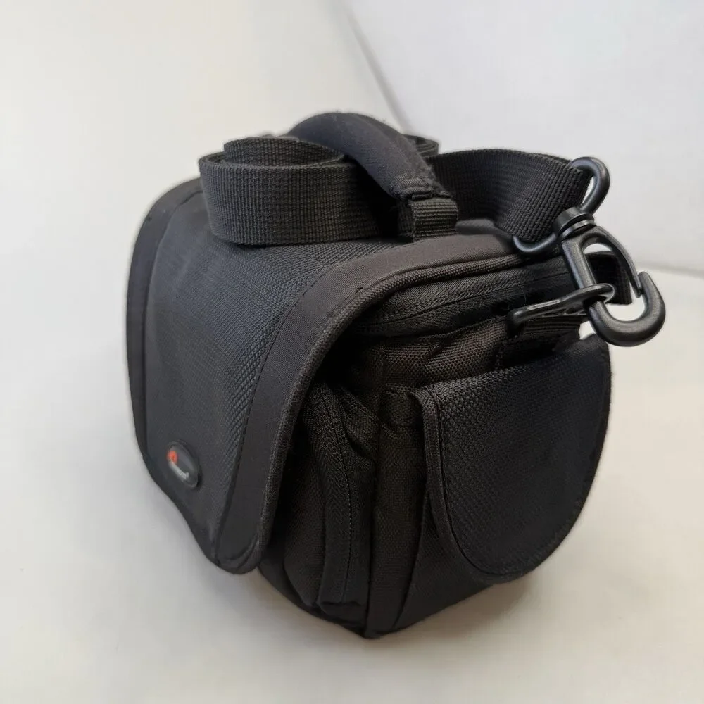LowePro Edit 110 Protective Camera Bag Padded Carrying Case Black 8x6x4 EUC